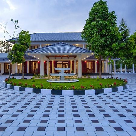 Nsk Anamthara Resort Private Limited Attingal Extérieur photo