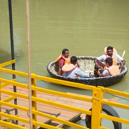 Nsk Anamthara Resort Private Limited Attingal Extérieur photo